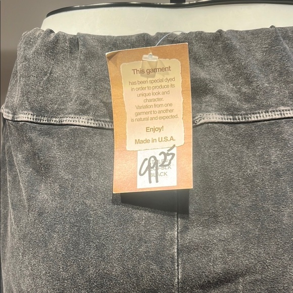 Gray Wide Leg Pants with Elastic Waistband - Picture 5 of 10